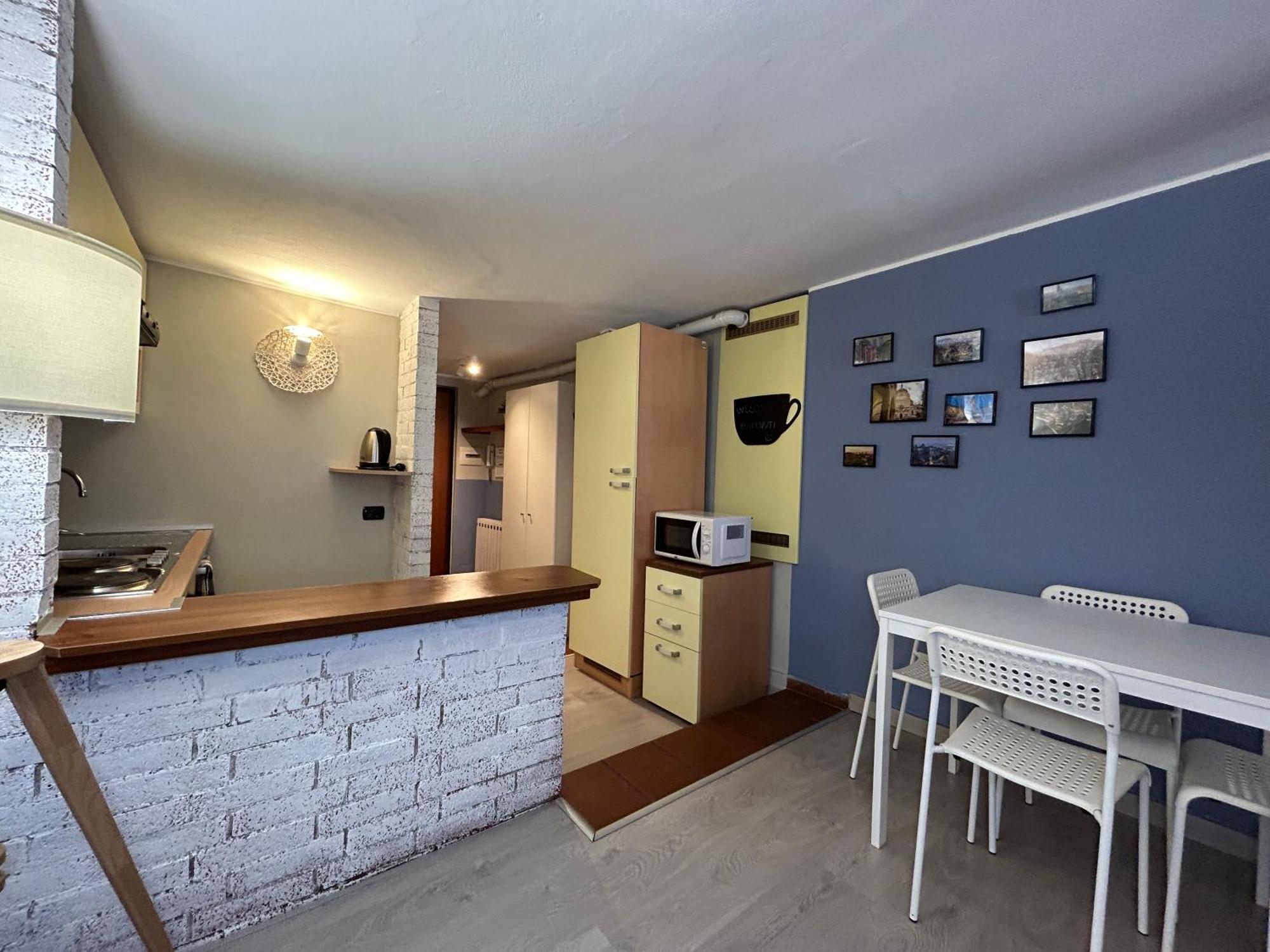 Alessandro 82 - Immobili E Soluzioni Rent Bérgamo Exterior foto